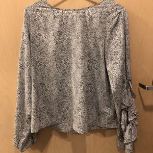 A New Day ruffle sleeve blouse